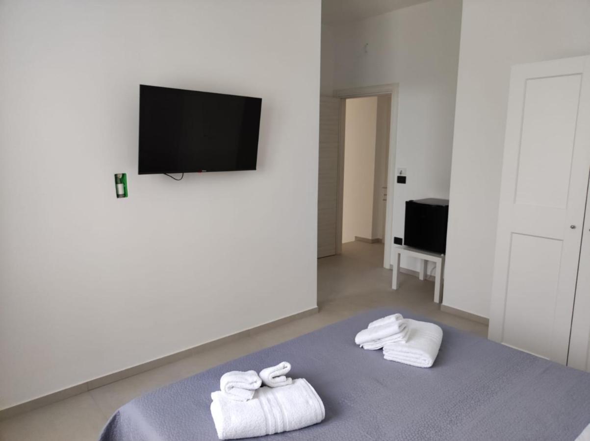 Villa Rita Apartament & Rooms Fontane Bianche Exterior foto