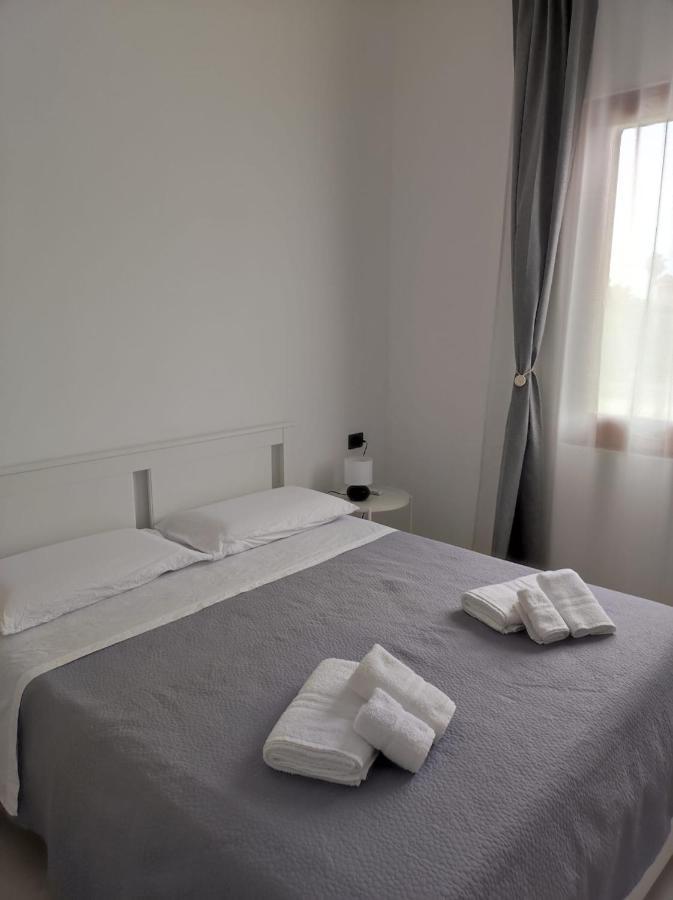 Villa Rita Apartament & Rooms Fontane Bianche Exterior foto