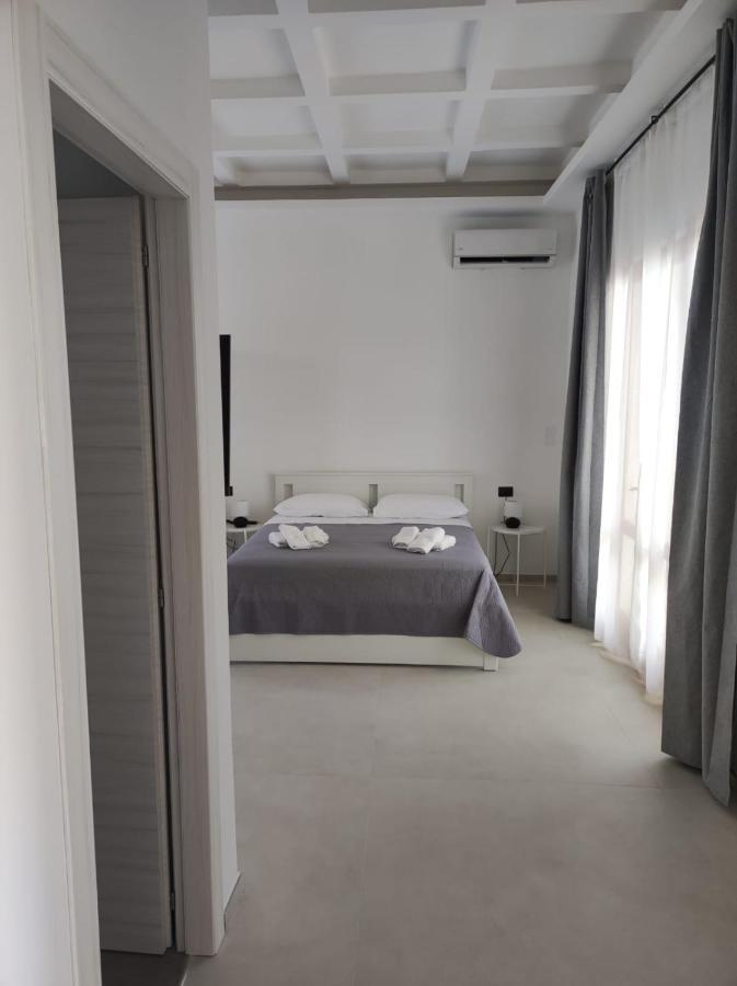 Villa Rita Apartament & Rooms Fontane Bianche Exterior foto